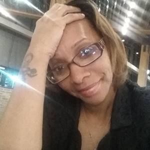 Meet your Posher, Ebony